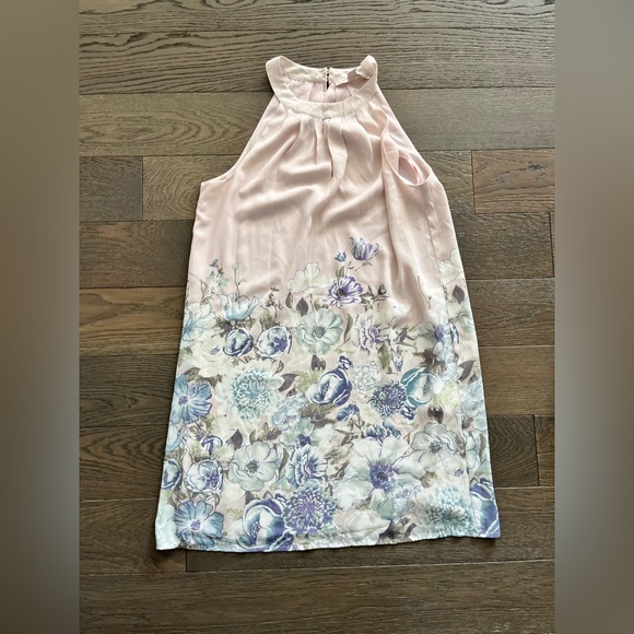 Light pink with floral detail dress size M - Picture 1 of 6